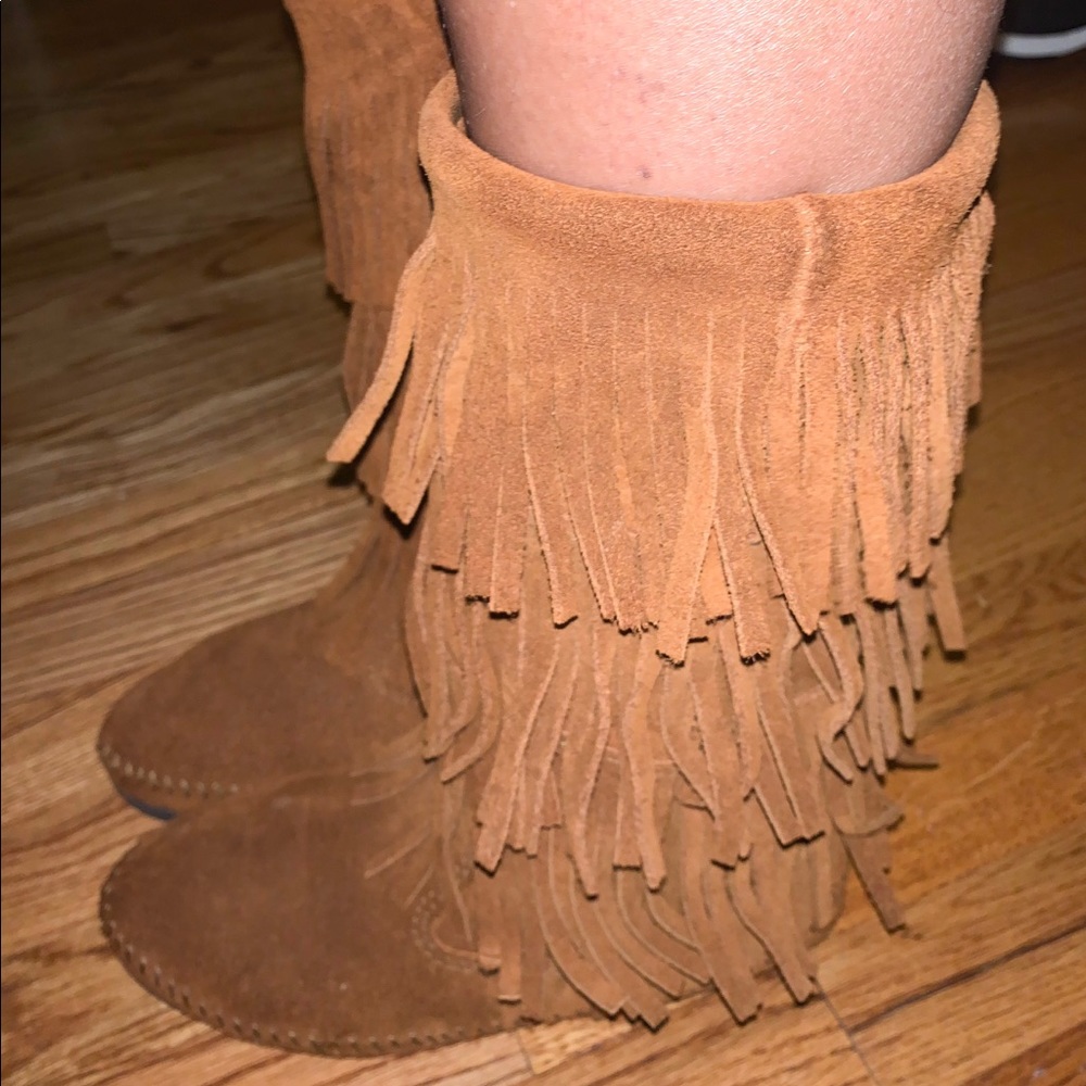 Minnetonka boots